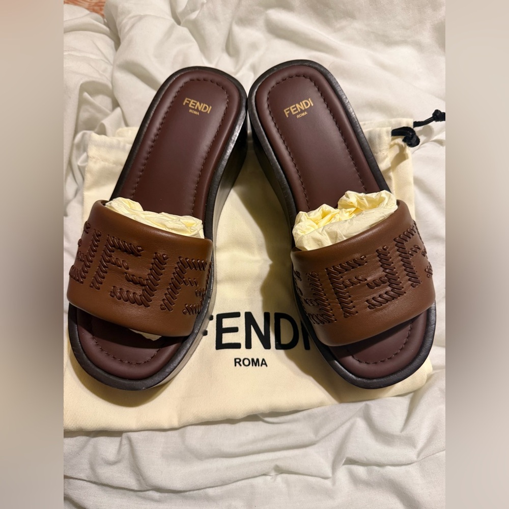 Fendi Sunshine Flatform Slide